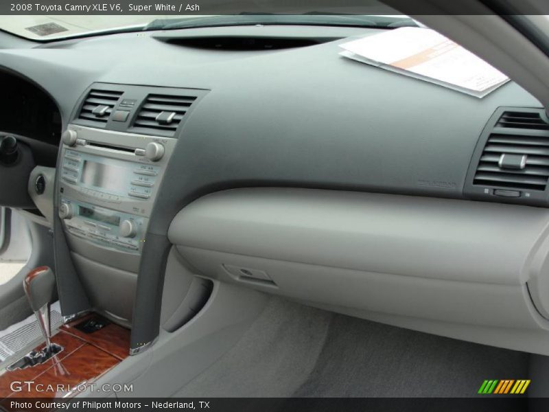 Super White / Ash 2008 Toyota Camry XLE V6