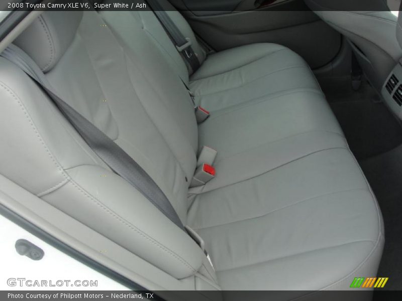 Super White / Ash 2008 Toyota Camry XLE V6