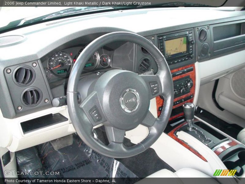 Light Khaki Metallic / Dark Khaki/Light Graystone 2006 Jeep Commander Limited