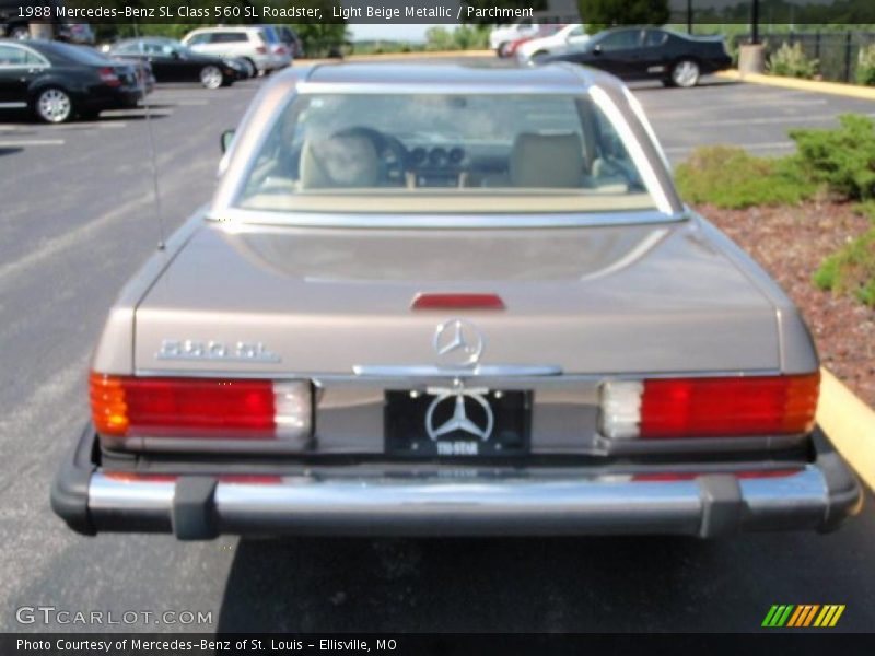 Light Beige Metallic / Parchment 1988 Mercedes-Benz SL Class 560 SL Roadster