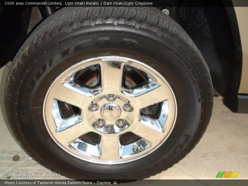 Light Khaki Metallic / Dark Khaki/Light Graystone 2006 Jeep Commander Limited