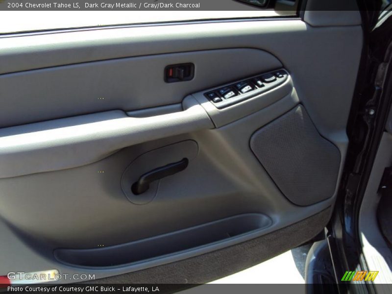 Dark Gray Metallic / Gray/Dark Charcoal 2004 Chevrolet Tahoe LS