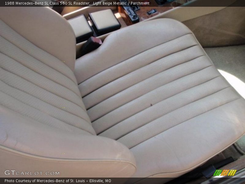 Light Beige Metallic / Parchment 1988 Mercedes-Benz SL Class 560 SL Roadster