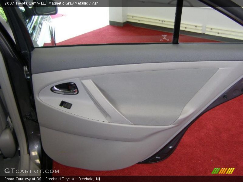 Magnetic Gray Metallic / Ash 2007 Toyota Camry LE