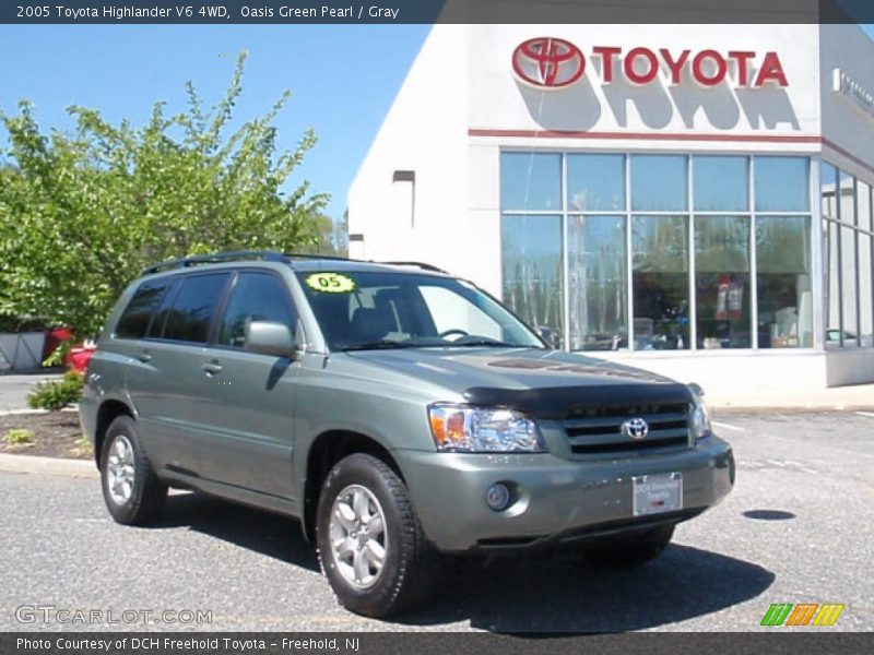 Oasis Green Pearl / Gray 2005 Toyota Highlander V6 4WD