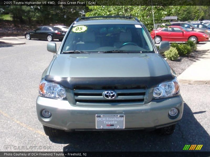 Oasis Green Pearl / Gray 2005 Toyota Highlander V6 4WD