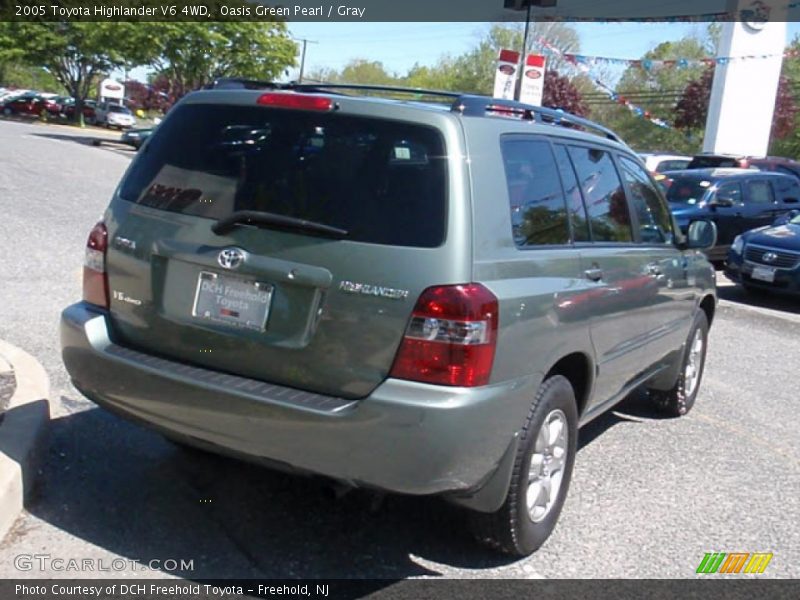 Oasis Green Pearl / Gray 2005 Toyota Highlander V6 4WD