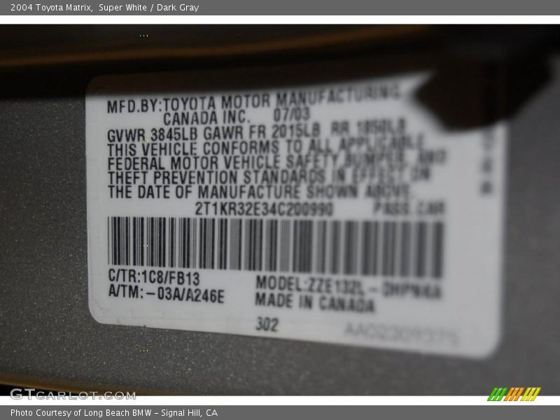Super White / Dark Gray 2004 Toyota Matrix