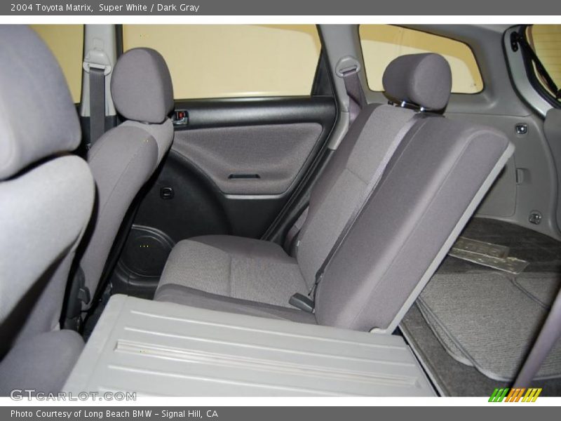 Super White / Dark Gray 2004 Toyota Matrix