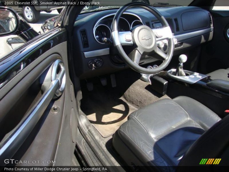 Smokin' Asphalt Black / Ebony Black 2005 Chevrolet SSR