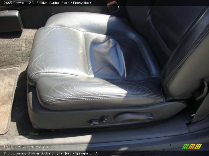 Smokin' Asphalt Black / Ebony Black 2005 Chevrolet SSR