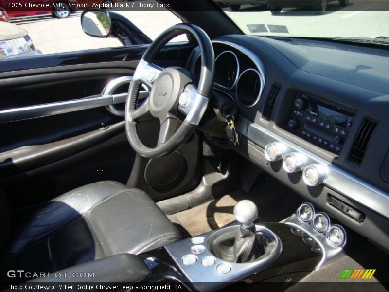 Smokin' Asphalt Black / Ebony Black 2005 Chevrolet SSR