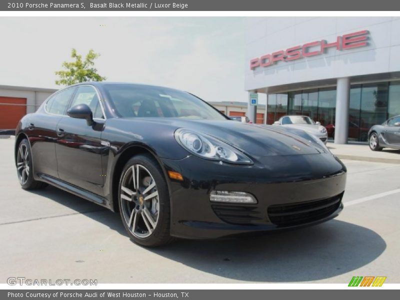 Basalt Black Metallic / Luxor Beige 2010 Porsche Panamera S