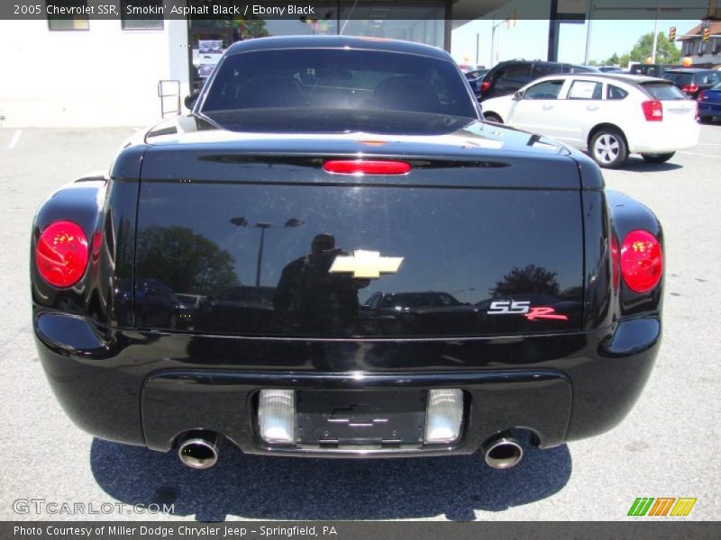 Smokin' Asphalt Black / Ebony Black 2005 Chevrolet SSR