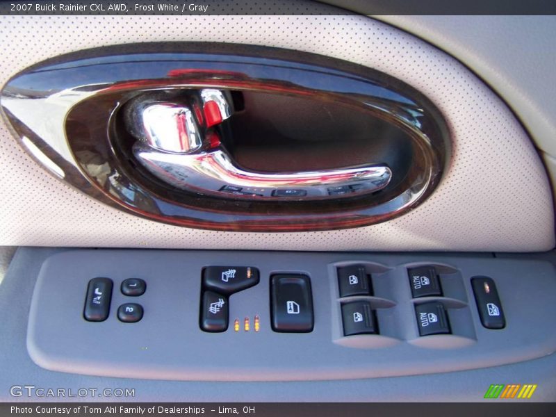 Frost White / Gray 2007 Buick Rainier CXL AWD