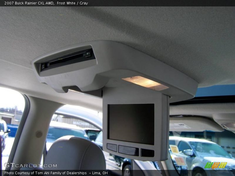 Frost White / Gray 2007 Buick Rainier CXL AWD