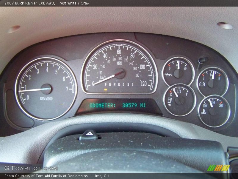 Frost White / Gray 2007 Buick Rainier CXL AWD