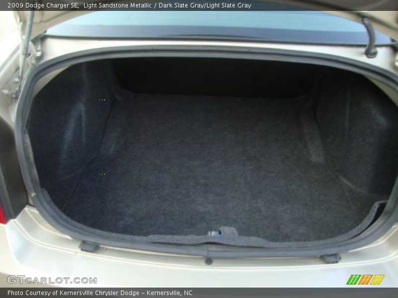 Light Sandstone Metallic / Dark Slate Gray/Light Slate Gray 2009 Dodge Charger SE