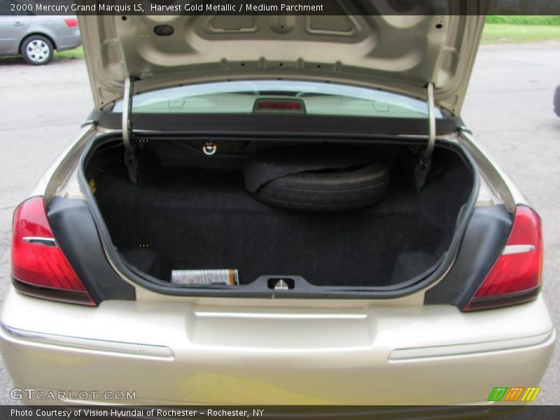 Harvest Gold Metallic / Medium Parchment 2000 Mercury Grand Marquis LS