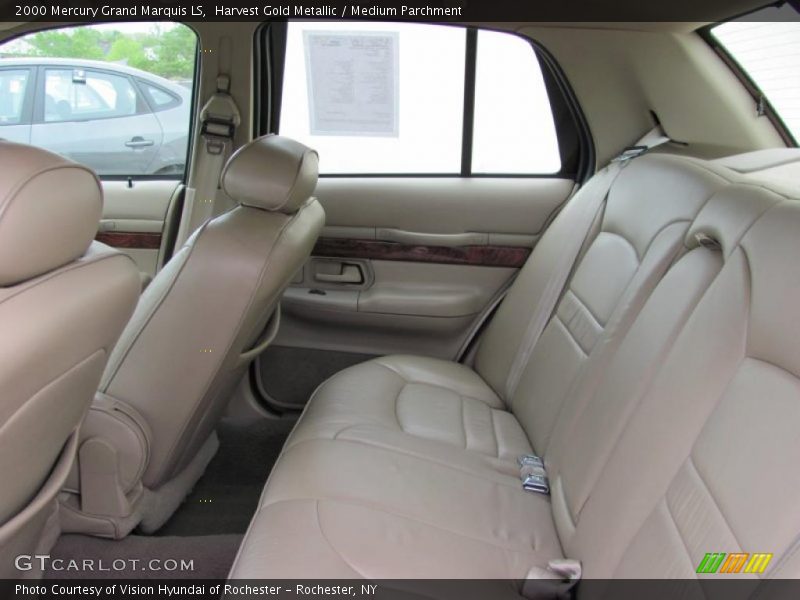 Harvest Gold Metallic / Medium Parchment 2000 Mercury Grand Marquis LS