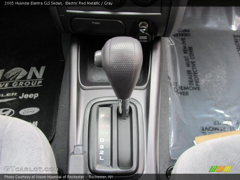 Electric Red Metallic / Gray 2005 Hyundai Elantra GLS Sedan