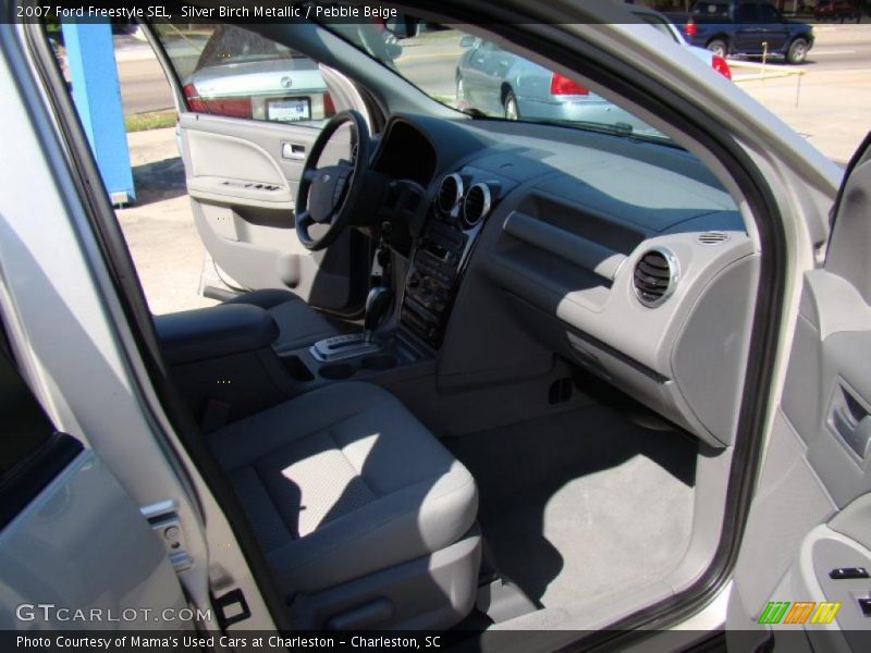 Silver Birch Metallic / Pebble Beige 2007 Ford Freestyle SEL
