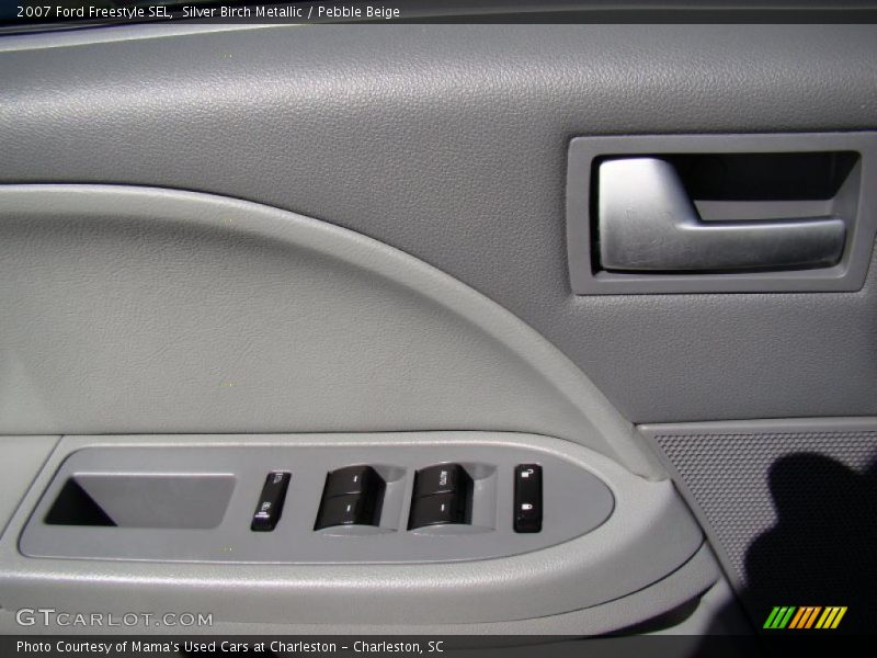 Silver Birch Metallic / Pebble Beige 2007 Ford Freestyle SEL