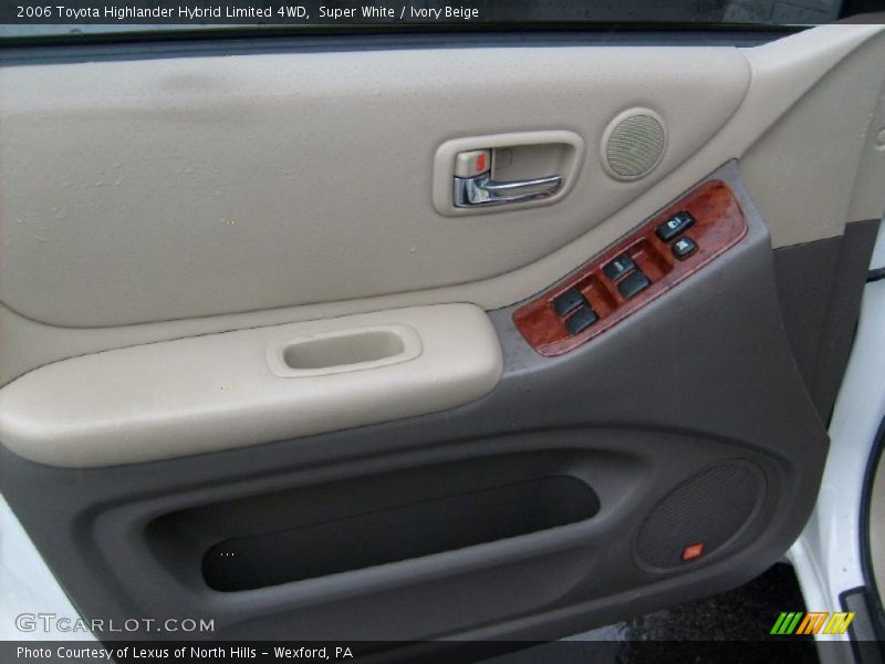 Super White / Ivory Beige 2006 Toyota Highlander Hybrid Limited 4WD
