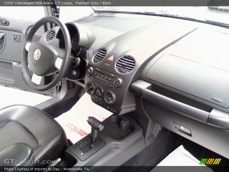 Platinum Grey / Black 2006 Volkswagen New Beetle 2.5 Coupe