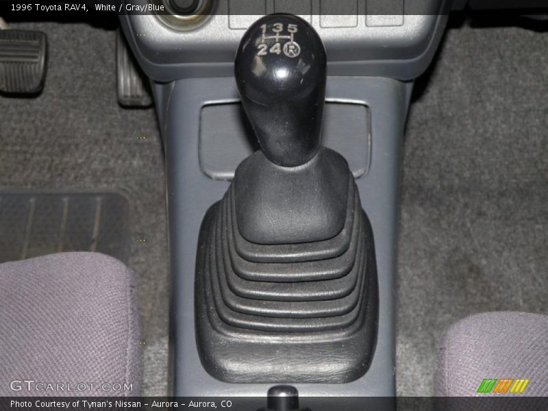 White / Gray/Blue 1996 Toyota RAV4