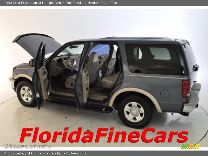 Light Denim Blue Metallic / Medium Prairie Tan 1998 Ford Expedition XLT