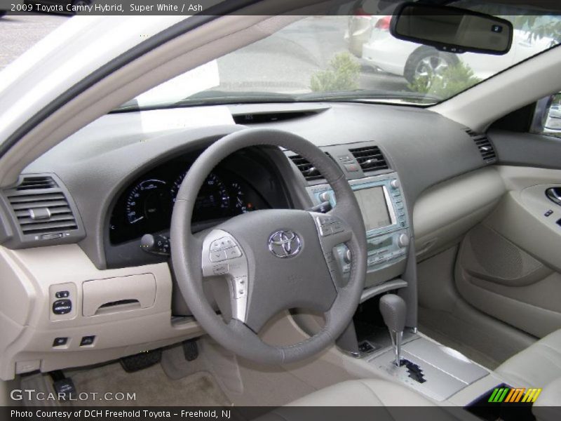 Super White / Ash 2009 Toyota Camry Hybrid
