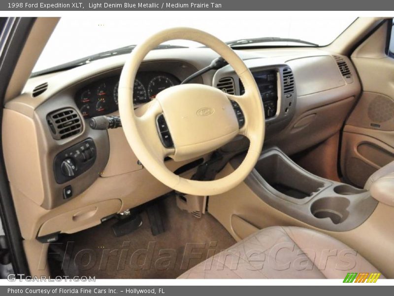Light Denim Blue Metallic / Medium Prairie Tan 1998 Ford Expedition XLT