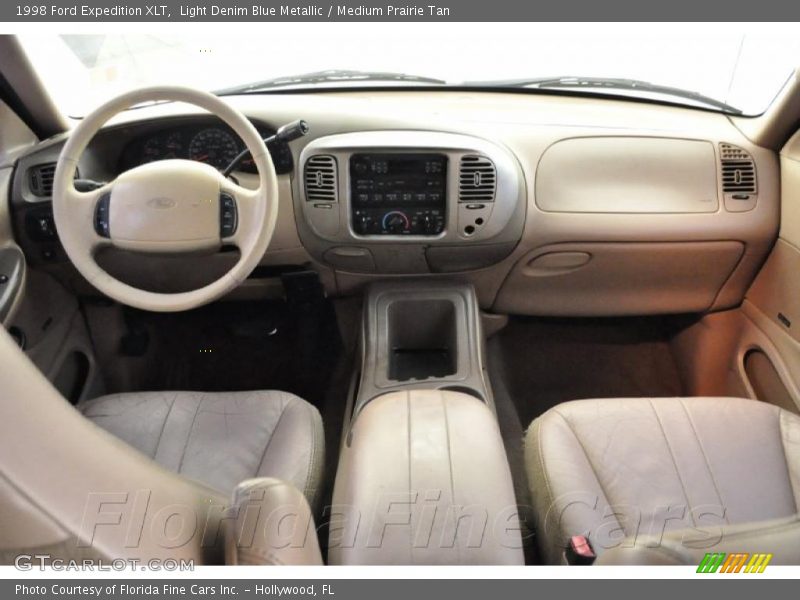 Light Denim Blue Metallic / Medium Prairie Tan 1998 Ford Expedition XLT