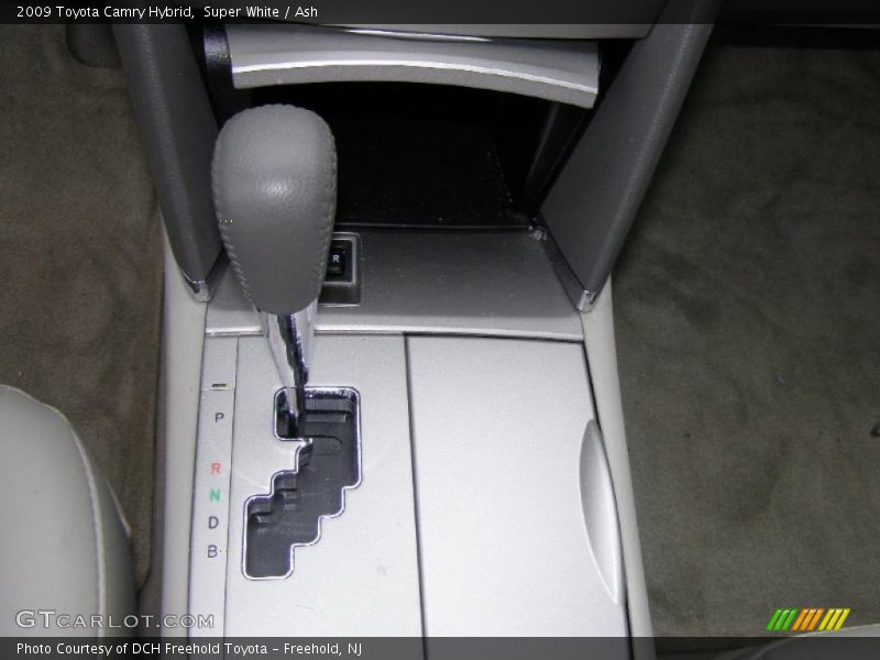 Super White / Ash 2009 Toyota Camry Hybrid