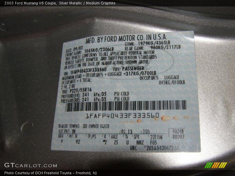 Silver Metallic / Medium Graphite 2003 Ford Mustang V6 Coupe
