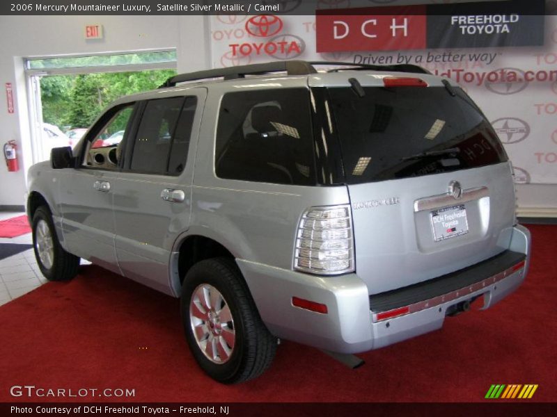 Satellite Silver Metallic / Camel 2006 Mercury Mountaineer Luxury