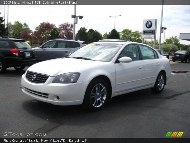 Satin White Pearl / Blond 2005 Nissan Altima 3.5 SE