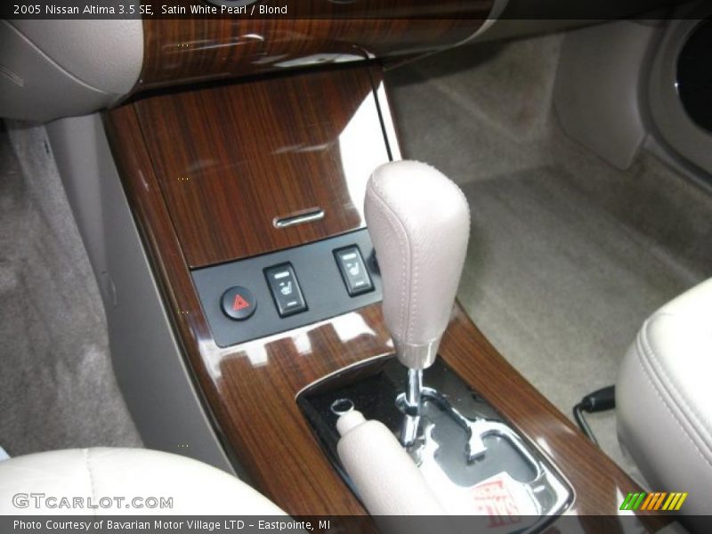 Satin White Pearl / Blond 2005 Nissan Altima 3.5 SE