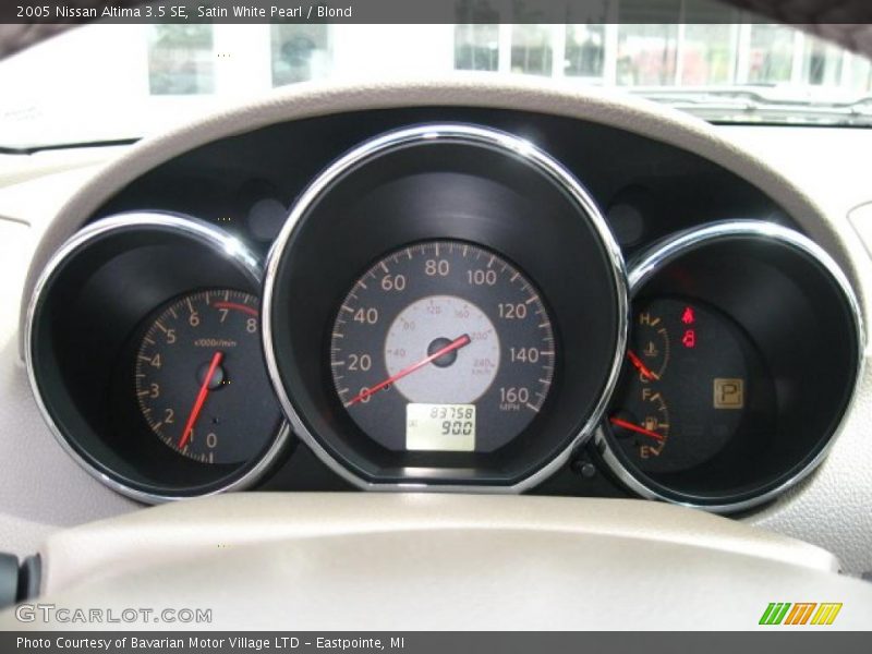 Satin White Pearl / Blond 2005 Nissan Altima 3.5 SE