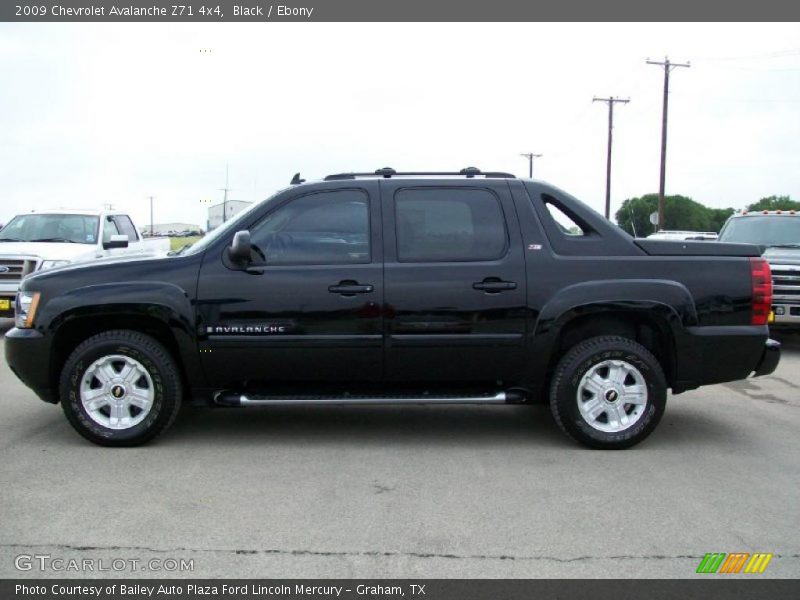 Black / Ebony 2009 Chevrolet Avalanche Z71 4x4