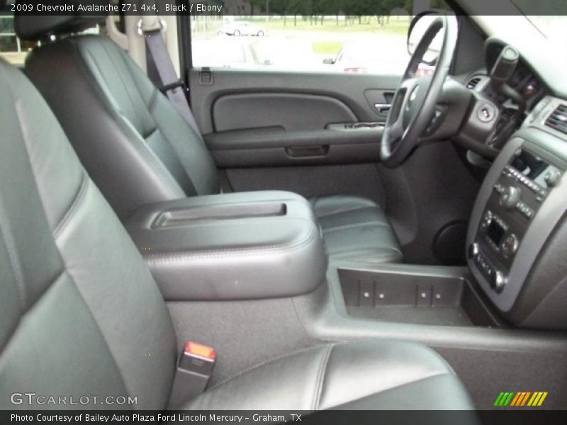 Black / Ebony 2009 Chevrolet Avalanche Z71 4x4