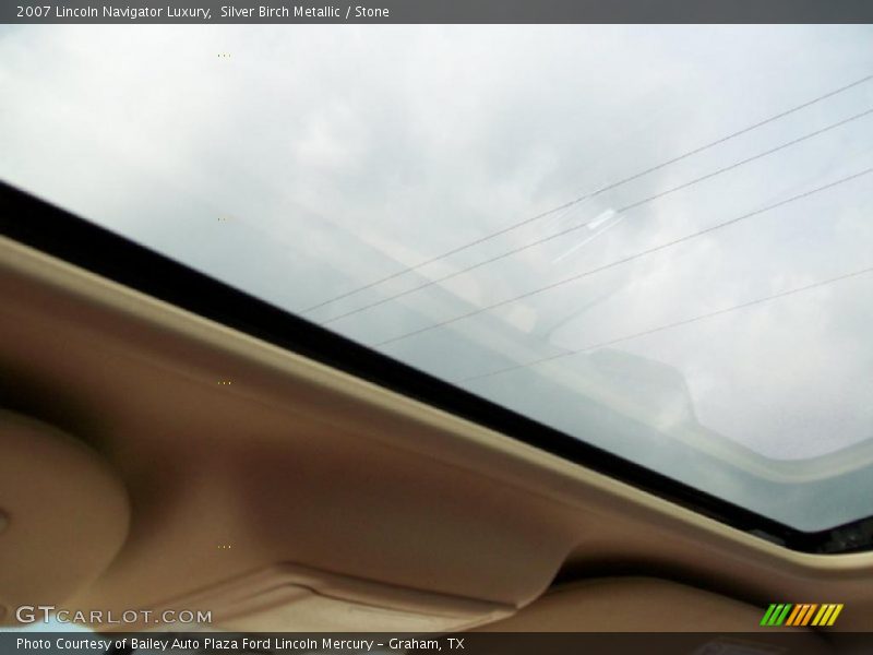 Silver Birch Metallic / Stone 2007 Lincoln Navigator Luxury