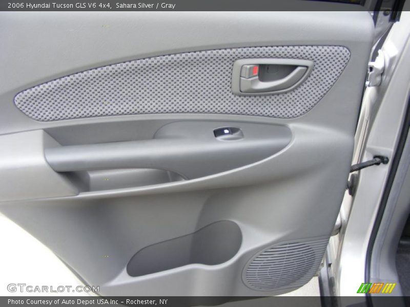 Sahara Silver / Gray 2006 Hyundai Tucson GLS V6 4x4