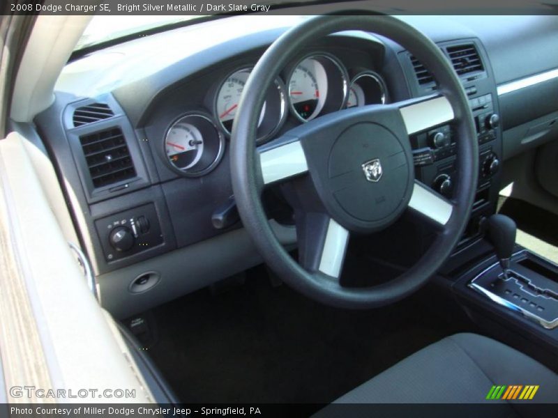 Bright Silver Metallic / Dark Slate Gray 2008 Dodge Charger SE