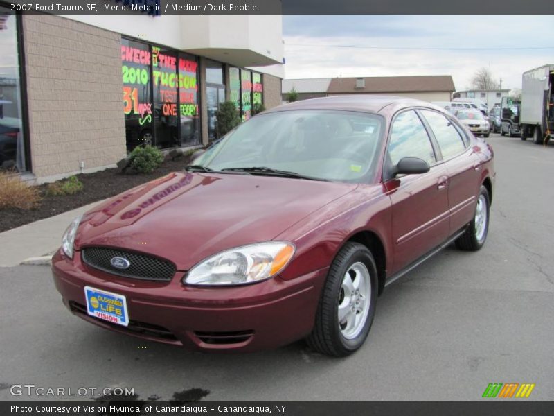 Merlot Metallic / Medium/Dark Pebble 2007 Ford Taurus SE