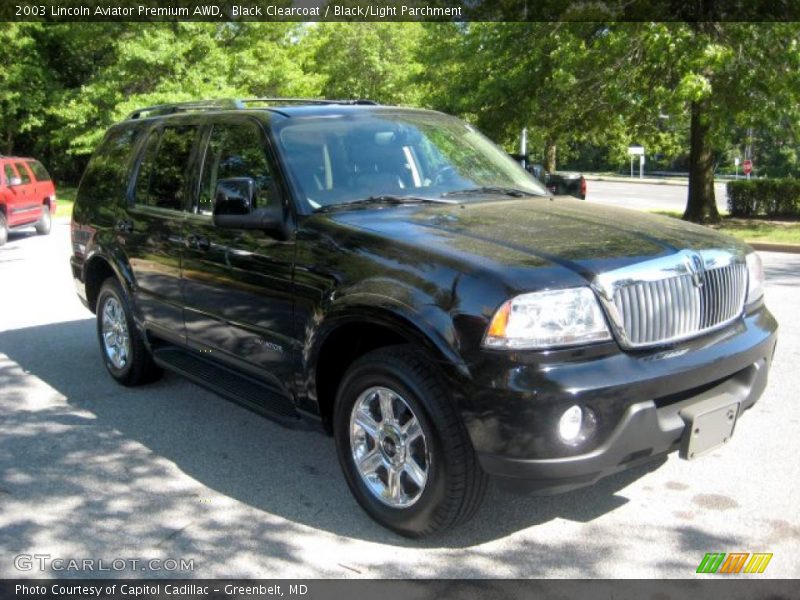 Black Clearcoat / Black/Light Parchment 2003 Lincoln Aviator Premium AWD