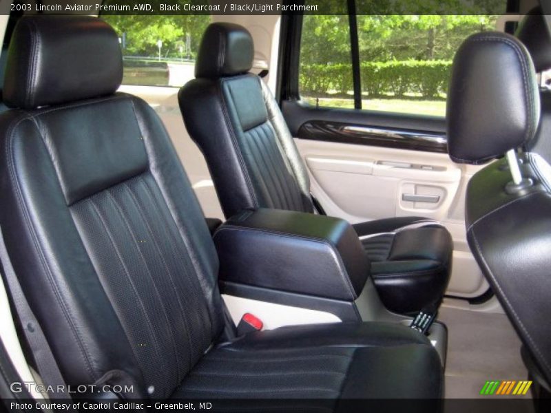 Black Clearcoat / Black/Light Parchment 2003 Lincoln Aviator Premium AWD