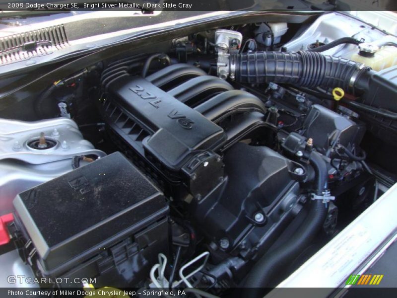 Bright Silver Metallic / Dark Slate Gray 2008 Dodge Charger SE