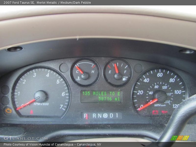 Merlot Metallic / Medium/Dark Pebble 2007 Ford Taurus SE